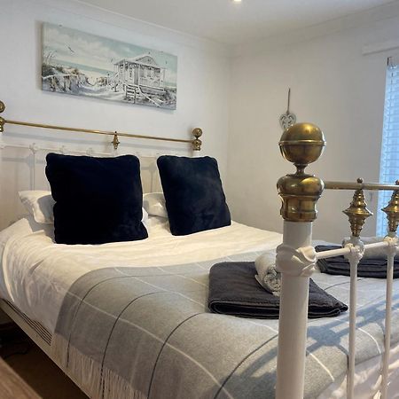 The Little Lighthouse - 2 Minutes From The Beach Pentewan 外观 照片