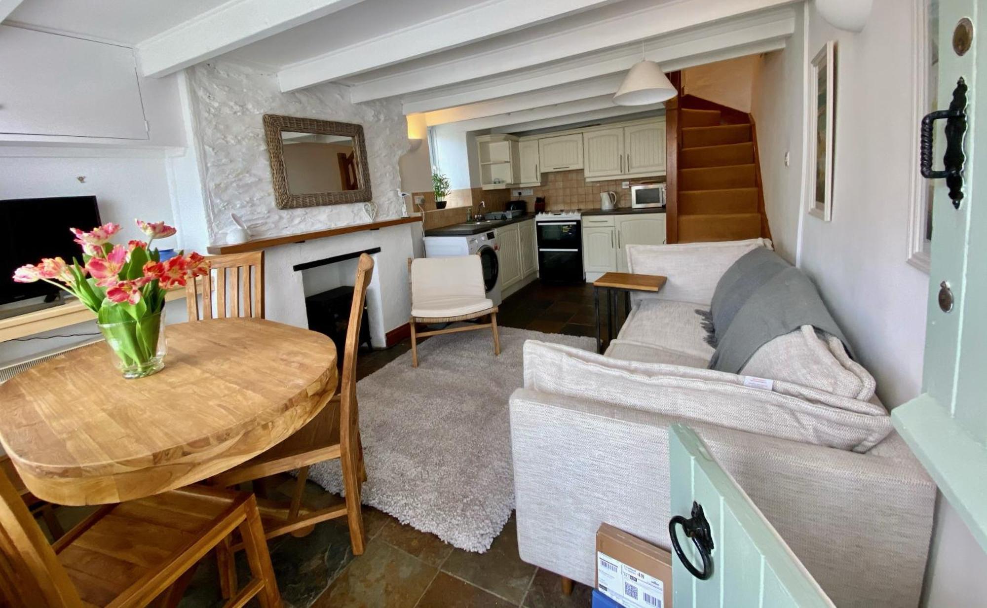 The Little Lighthouse - 2 Minutes From The Beach Pentewan 外观 照片